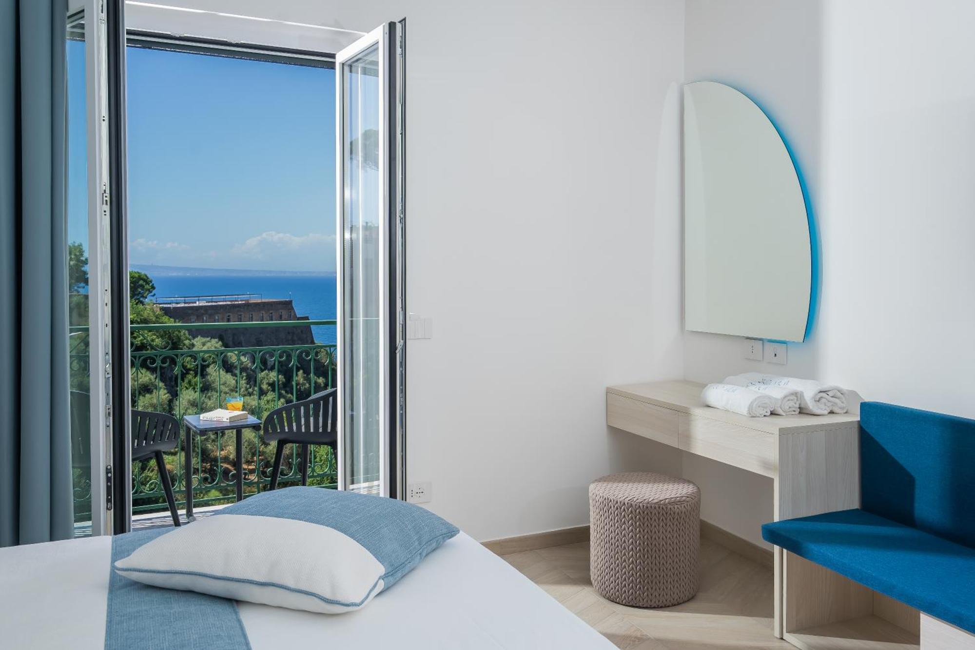 Sea View Deluxe Apartments Vico Equense Kültér fotó